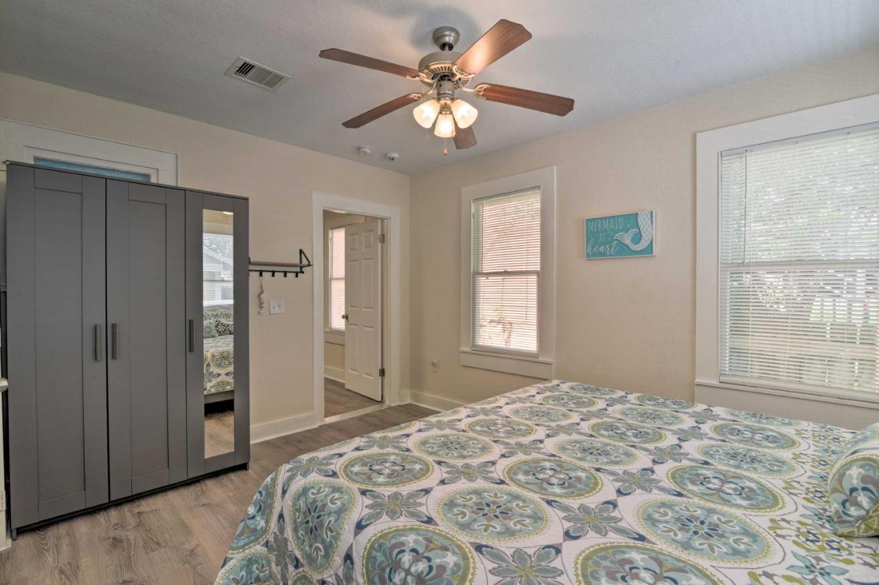 Bright Galveston Bungalow Half Mi To Pleasure Pier Exteriér fotografie